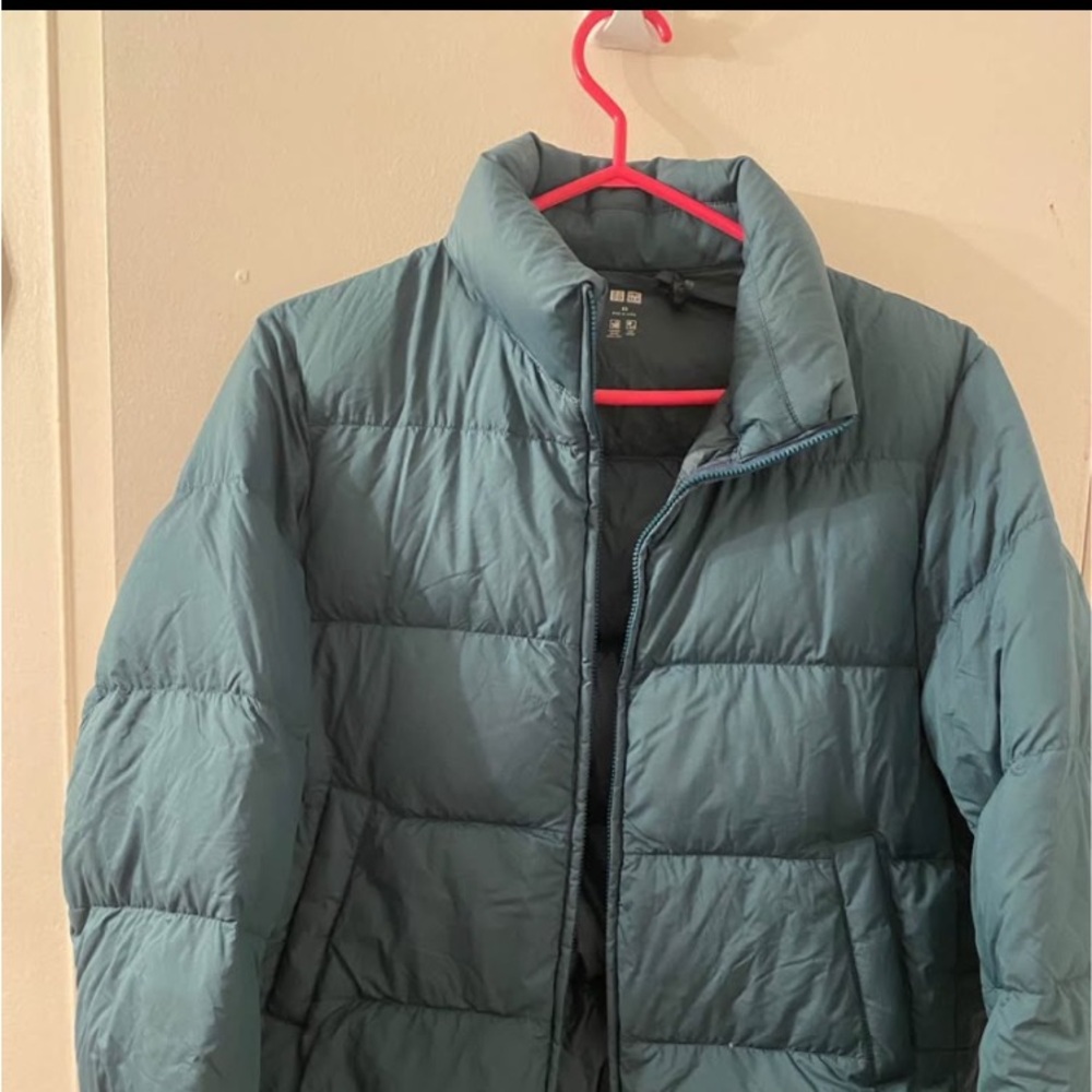 Uniqlo down jacket ulralight
Mint
XS size
In mint condition